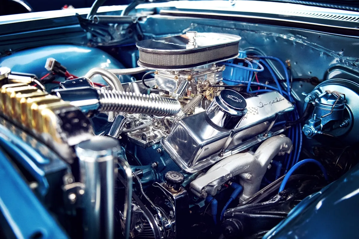 Clean car engine compartment
